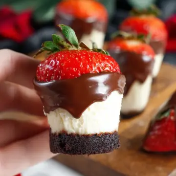 Chocolate Covered Cheesecake Strawberries