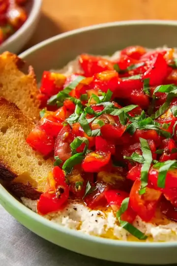 4-Ingredient Bruschetta Dip