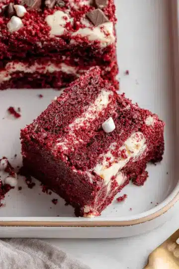 Red Velvet Earthquake Cake