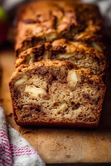 Apple Cinnamon Bread